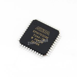 Nouveaux Circuits intégrés d'origine ICs Field Programmable Gate Array FPGA EPM7032AETC44-7N puce IC microcontrôleur TQFP-44