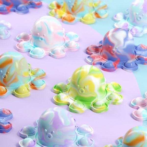 Nouveau organisme marin original pop fidget toys expression flip poupée en silicone décompression jouet surprenant en gros