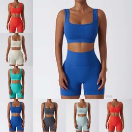 Nuevos atuendos sin costuras de chándal de chándal para mujer set de yoga deportes sports shorts fitness wear