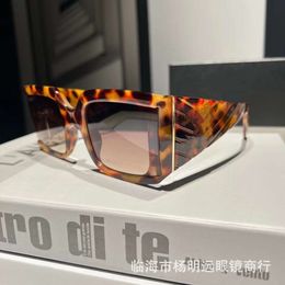 Nouvelles lunettes de soleil populaires en ligne Tiktok à l'étranger pour hommes et femmes, boîte de voyage, lunettes 9225