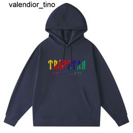 Nouveau sweat à capuche surdimensionné Mens trapstar survêtement chemises de créateurs imprimer lettre de luxe noir et blanc gris arc-en-ciel couleur sports d'été mode hommes sweat à capuche