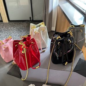 Nuevo Mini bolso de charol y bolso de hombro con cadena de lentejuelas de cristal, cierre con cordón, bolsos cruzados de diseñador de lujo, bolso de mujer