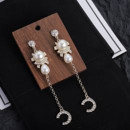 Nieuwe parel oorbellen ontwerpers merk oorbellen brief voor vrouwen charme oorbel voor bruiloft sieraden