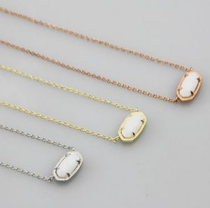 Nouveaux colliers pendentif collier coquillages de couleur blanche pendentifs plaqués or véritable bijoux à paillettes lettre cadeau avec sac à poussière gratuit