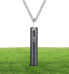 Nueva personalidad Oración de acero inoxidable de acero negro en inglés y decorativo con cadena de plata joyas de moda masculina9380712