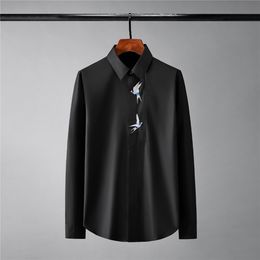 새로운 비둘기 자수 남성 셔츠 럭셔리 긴 소매 100% 코튼 캐주얼 망 드레스 셔츠 패션 슬림 맞는 파티 남자 셔츠 2XL