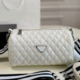 Nouveau sac d'oreiller de luxe Designer femmes une épaule sac à bandoulière bandoulière détachable mode polyvalent classique Plaid 231127 240302 240302