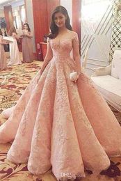 Nouvelle robe de bal rose arabe robes quinceanera manches capuchon appliques en dentelle perles sweet 16 courbes de train en train