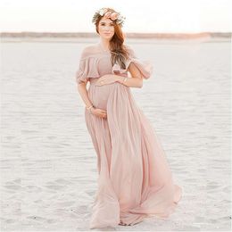 Nieuwe roze ruches Zwangerschapsjurken voor fotoshoot Boheemse chiffon Zwangere vrouwen Fotografie Rekwisieten Maxi Dress Premama kleding L2405