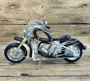 Nouveaux jouets de modèle de moto en plastique, œuvre d'art artisanale classique, création personnalisée, cadeau de fête d'anniversaire pour enfant, collection, décoration