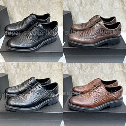 Peau de crocodile de luxe Chaussures décontractées Baskets de créateurs en cuir noir Marques célèbres Confort Baskets extérieures Hommes Casual Chaussure de marche taille 38-46