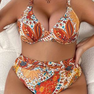 Nieuwe plus size bedrukte verzamelde backless Suspender sexy en modieus hoog getailleerde bikini -zwempak