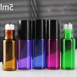 Nieuwe populaire 5 ml kleurrijke glazen rol op flessen voor etherische olie parfum met roestvrijstalen roller en zwarte dop 1620pcs 5 kleuren fre uqdl
