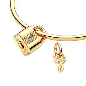 Nieuwe populaire 925 Sterling Silver Key Lock Hangende charme is geschikt voor primitieve Pandora DIY Dames Bracelet Jewelry Fashion Accessoires