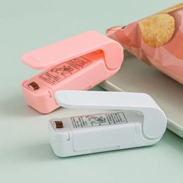 Nieuwe draagbare tas warmte sealer plastic pakket opbergzak clip mini afdichtmachine handige sticker afdichting voor voedsel snack keukengadgets afdichting