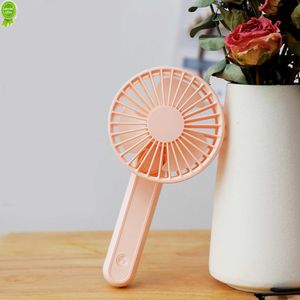 NUEVO Ventilador pequeño portátil de mano Ventilador de carga USB Mini ventilador de escritorio Control de tres velocidades Ventiladores de bolsillo de estilo simple y silencioso