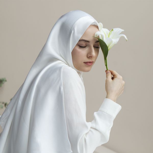 Nouveau Premium Musulman Satin Bandeau Plaine Wrap Islamique Femmes Hijabs Foulard Bandeau Foulard Femme