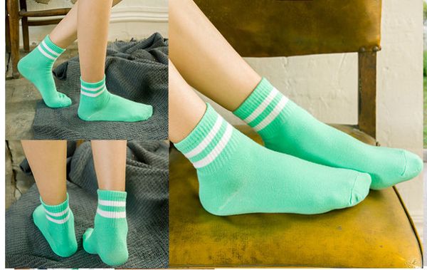 Nouveau Style Preppy Coton Chaussettes Bande Casual Femmes Chaussettes Multi Couleur Dame Chaussettes Corée Style Japonais Chaussettes