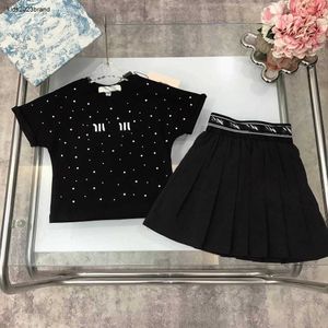 Nouvelle robe princesse Summer Kids Tracksuit Baby Clothes Taille 90-150 cm T-shirt de décoration de diamant chaud brillant et de jupe courte 24april