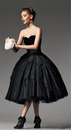 Nuevo princesa Vestidos Custom US2-26W Gothic Black Lace Sweetheart Vestido de novia Vestido de novia Longitud de té Fiesta Bridal Invitado TIER261C