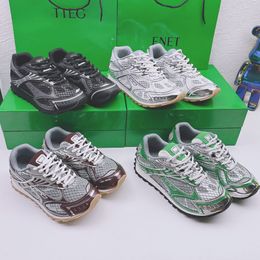 Nuevo producto 2024 Diseñador Orbit Sneaker Hombres Mujeres Zapatillas de correr Lujo realizado Matthieu Blazy Malla técnica ligera antideslizante Suela de goma con caja