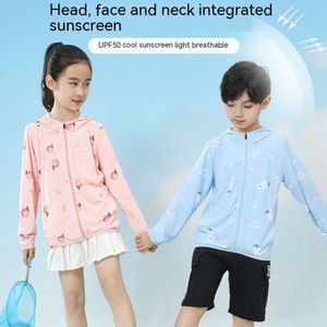 Nuevo producto Lighing enviado niños y niñas chaquetas delgadas de niños, seda de hielo transpirable, sensación fría, clot de secado rápido resistente a los rayos UV, verano