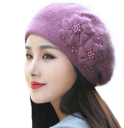 Nuevo producto más gorro de lana de conejo cálido de terciopelo otoño mujer dulce y lindo sombrero de boina de perlas GC498