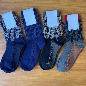 Calcetines de tubo a juego para mujer, nuevos productos, calcetines ligeros de lujo con rebabas, calcetines de moda artesanales, venta al por mayor