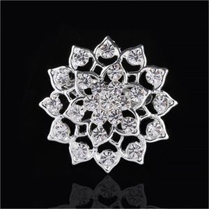 Nouveaux produits bijoux de charme Bouquet de mariée motif de fleur broche strass incrusté cristal femmes broches de mariage petite taille