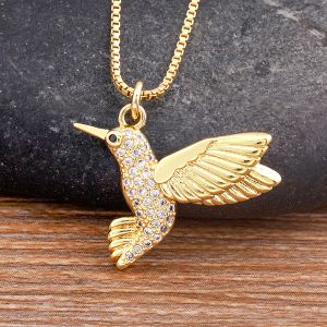 Nouveau Style Punk mignon Animal oiseau forme brillant cristal Zircon pendentif 14k or jaune collier femmes Design créatif bijoux beau cadeau