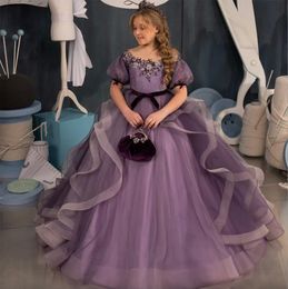 Nieuwe Purple Little Girls Pageant Jurken kristallen Kristallen Ball Jurk Crew Neck Kids Teuter Flower Prom feestjurken voor bruiloften Cascading ruches