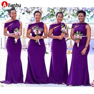 Nouvelles robes de demoiselle d'honneur longs violets 2022 Africain Black Girls Femmes Satin Mermaid Wedding Party Prom Foral Wear Maid of Honor Robe 247g