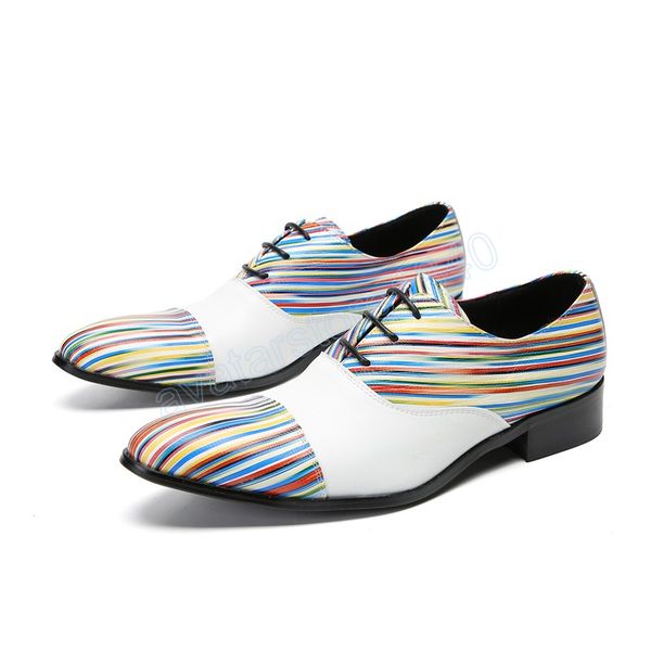 Nouvelles chaussures en cuir véritable hommes bout pointu hauteur augmentée hommes chaussures mixte rayé couleur cuir blanc chaussures de mariage pour hommes