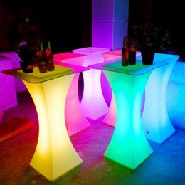 Nieuwe oplaadbare LED Lichtgevende Cocktailtafel Waterdichte Gloeiende LED Bar Table Lighted Up Coffee Table Bar KTV Disco Party Supply Al0010