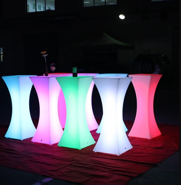 Yeni şarj edilebilir ışıklar aydınlatma LED aydınlık kokteyl tablosu su geçirmez parlayan aydınlatılmış sehpa çubuğu KTV disko parti tedariki
