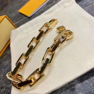 Nouveau Bracelet de créateur de chaîne de câble rectangulaire Silver Hommes et femmes Bracelet de marque Qualité Classic Print bijoux en or