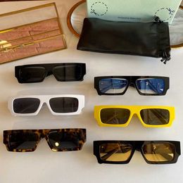 Nouvelle mode classique rectangulaire 40008 lunettes 8.0MM plaque en polycarbonate lunettes de soleil à monture crantée pour hommes et femmes lunettes de soleil blanches