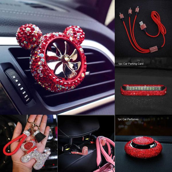 Nouveaux accessoires intérieurs en strass rouges pour les femmes Couvercle de volant en diamant Crimstal Car Mounder Keychain Tissue Box Deco