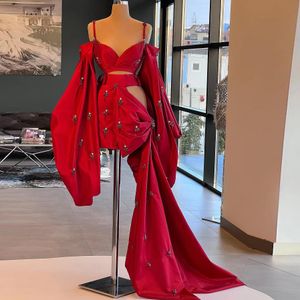 Nouvelle robe de bal sexy rouge 2022 perles en satin paillettes col en V à manches longues mini jupe robes de mode robes de soirée robes de soirée