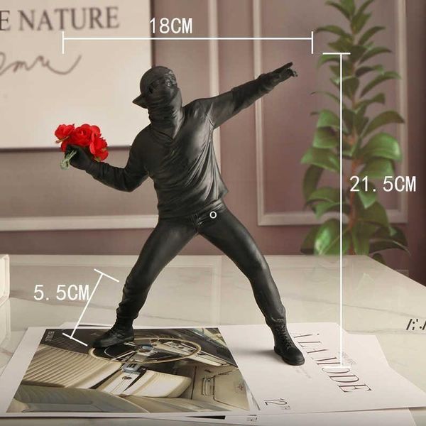 Nouveau!! Statues en résine Sculptures Banksy lanceur de fleurs Statue bombardier accessoires de décoration de la maison ornements modernes Figurine Colle