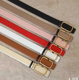 Nieuwe retro -riem voor vrouwelijke veelzijdige en decoratieve denimbanden voor mannen modieuze en gepersonaliseerde minimalistische merkontwerper Golden Silver Bronze Buckle Belts
