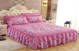 Nueva falda de cama acolchada de dos capas romántica, colcha de lijado gruesa, funda de sábana ajustada, faldas de cama antideslizantes suaves Y2004174840114
