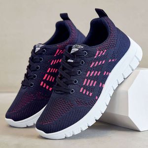 Casual nieuwe schoenen Herfst Running Soft Soled Sports Shoes voor vrouwen 12103 53602