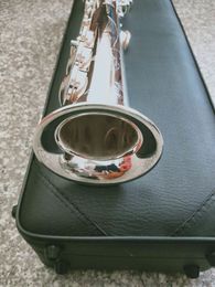 Nouveau S-992 Niveau professionnel Straitement Japon Sier-plaqué Soprano saxophone BB Instrument de musique sax avec cas
