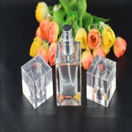 Nouvelle vente 30 ml de parfum en verre Bouteille cadeau de parfum de parfum de haute qualité 30 ml de bouteille de parfum avec parfum en argent en or ATOMI EKQG