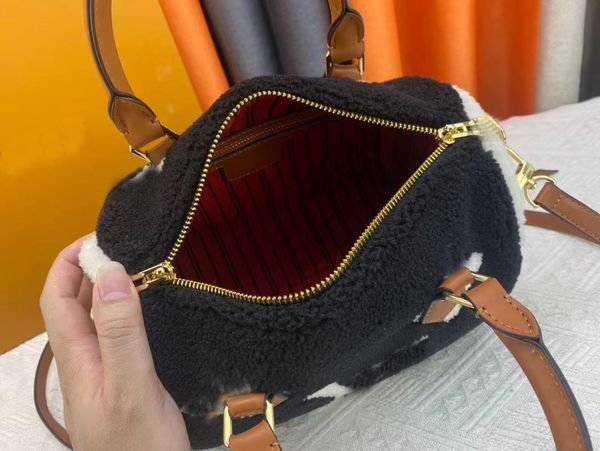 nuova cartella Ultima borsa a tracolla Borse di designer di lusso originali Moda Borsa classica a vapore Borsa a tracolla singola con tracolla