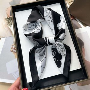 Nouveaux écharpes châles écharpe Gardenia avec foulards simulés en soie 70 Small Square Spring automne reliure les cheveux des femmes et foulards décoratifs