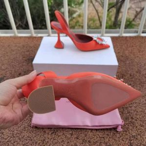 Chaussures de nouvelle saison amina muaddi pompes begum slingback en satin orné de cristal mariage2352754