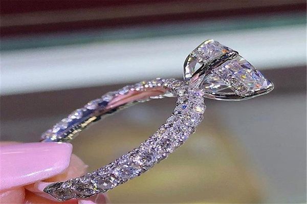 NUEVA VENTA FLASH Diamond Round Princess Ring Modern and Tendywomen Propuesta de compromiso Ring Whole5290891