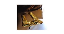 Nieuwe verkoop van oversized bamboe oorbellen Europese en Amerikaanse oorbellen overdreven gouden geometrische hiphop gemaakt in china2844159